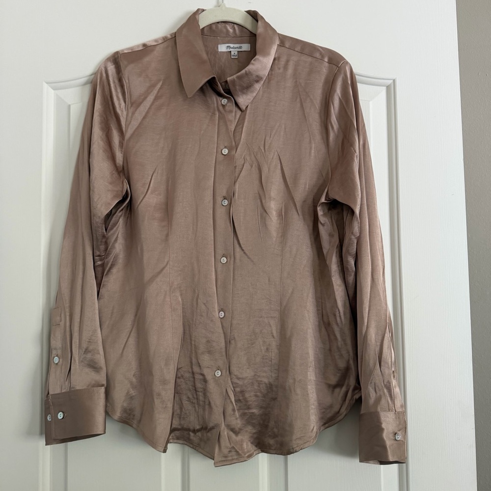 Madewell Satin Button Down Shirt Silk Feel Blouse Neutral Taupe Minimalist sz 8
